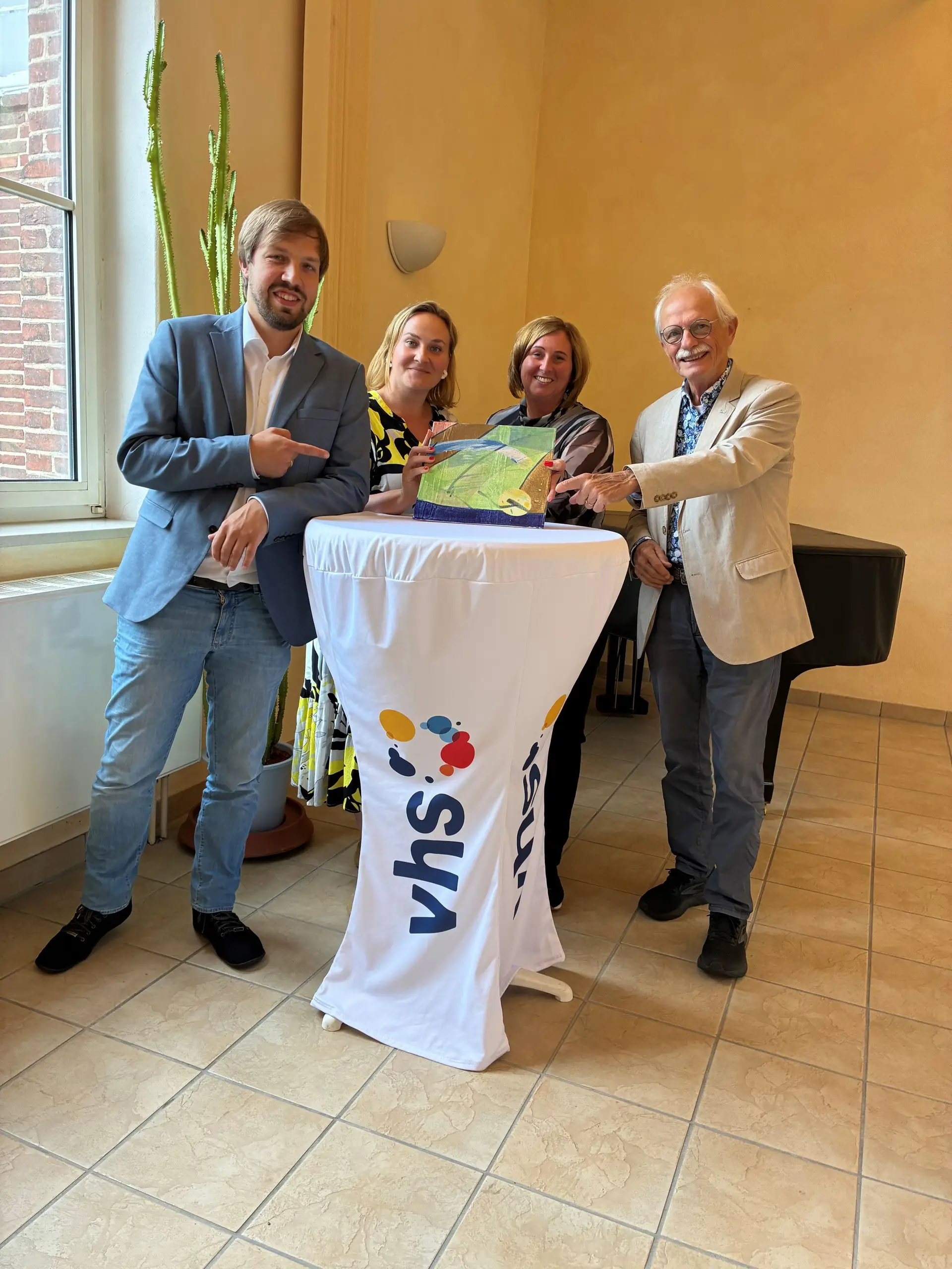 Volkshochschule Schleswig erhält LQW-Zertifikat